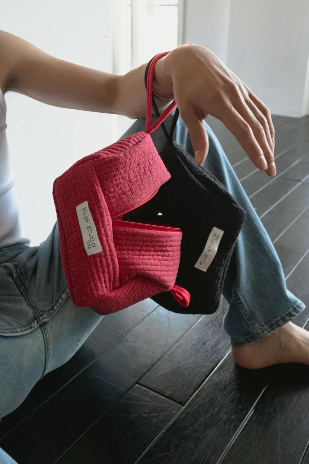 Hand pouch